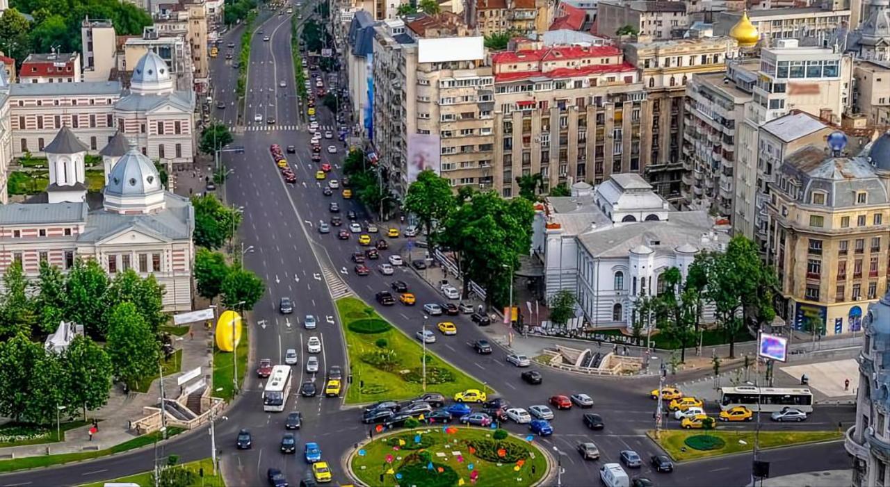 Sweet Luxury Three Rooms Apartment City Center Universitate Бухарест Екстер'єр фото