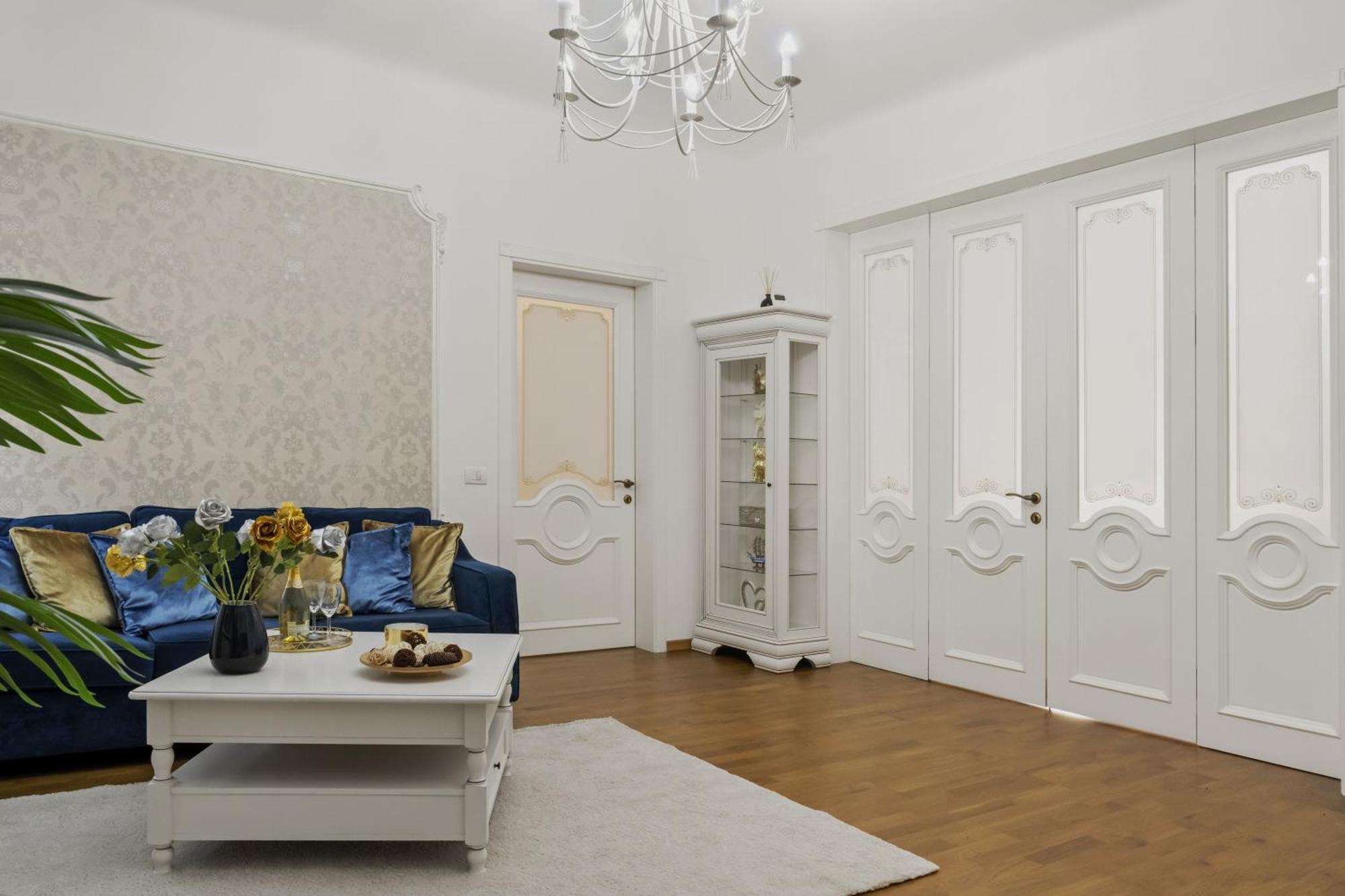 Sweet Luxury Three Rooms Apartment City Center Universitate Бухарест Екстер'єр фото