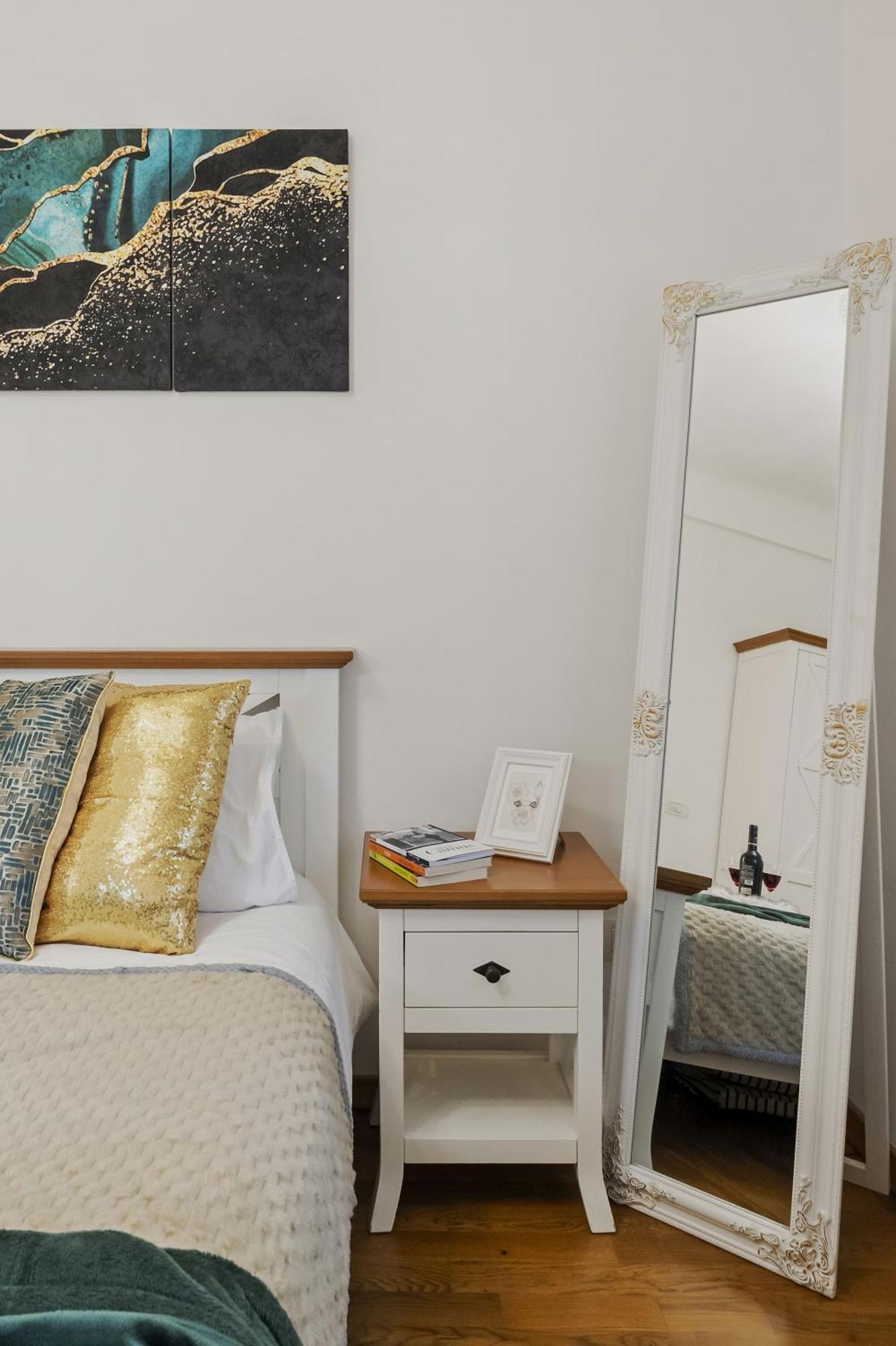 Sweet Luxury Three Rooms Apartment City Center Universitate Бухарест Екстер'єр фото